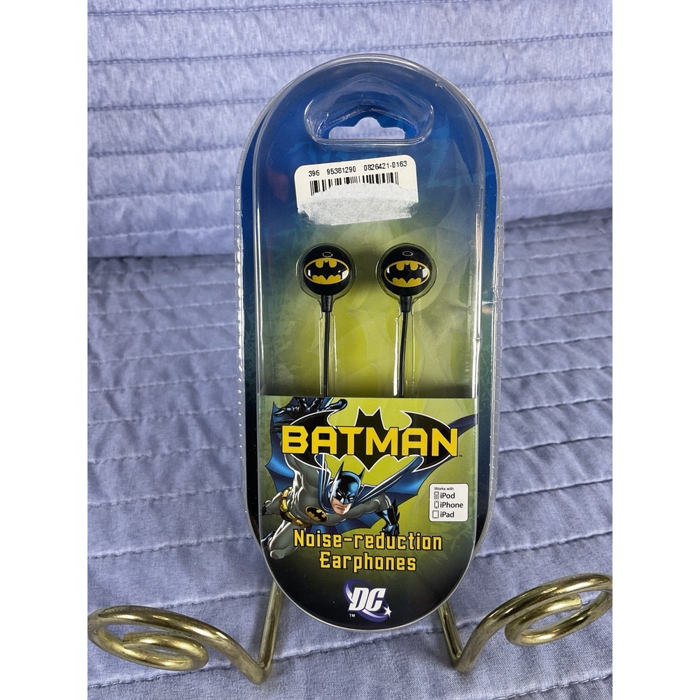 Batman DC Comics Wired Earbuds 3.5mm Headphones 39" Cord New Sealed iHip